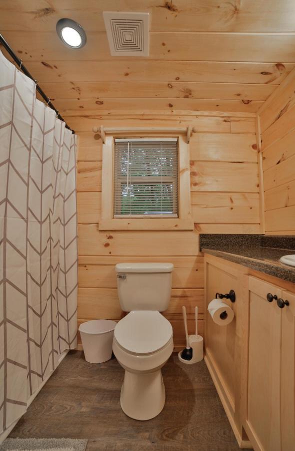Ernie Cabin Wauhatchie Woodlands Tiny Cabin ชัททานูกา ภายนอก รูปภาพ